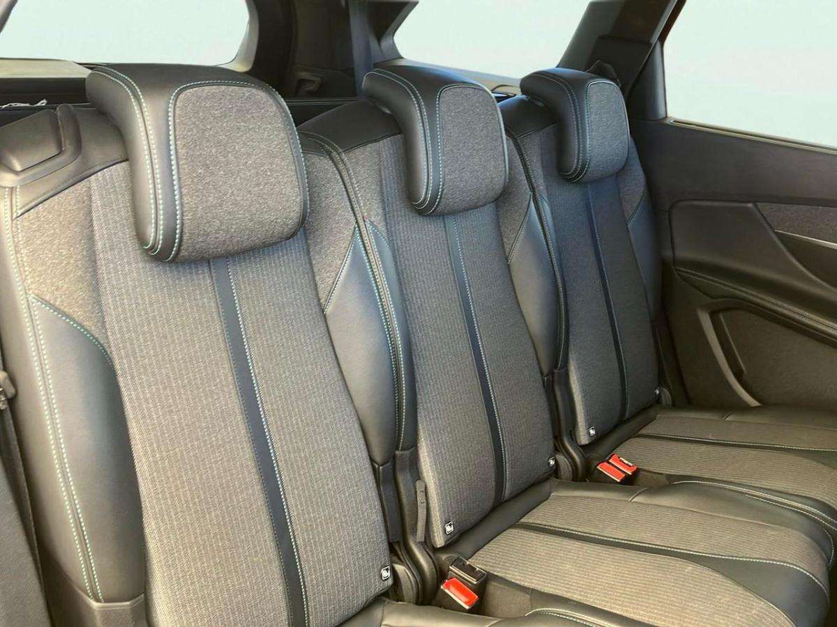 peugeot-5008-2021-diesel-1499cc