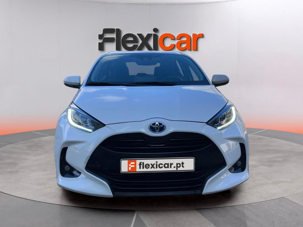 toyota-yaris-2022-hibrido-a-gasolina-1497cc