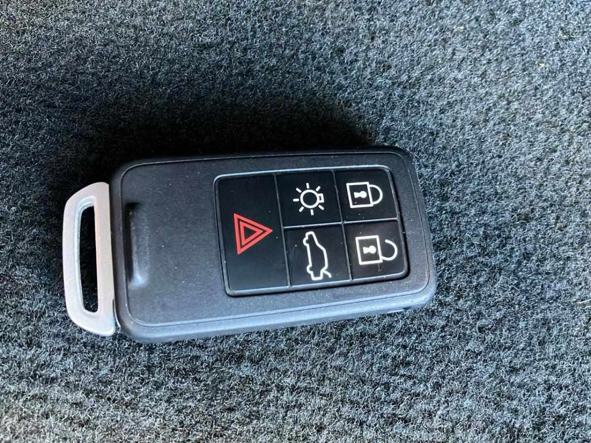 volvo-v40-2018-diesel-1969cc