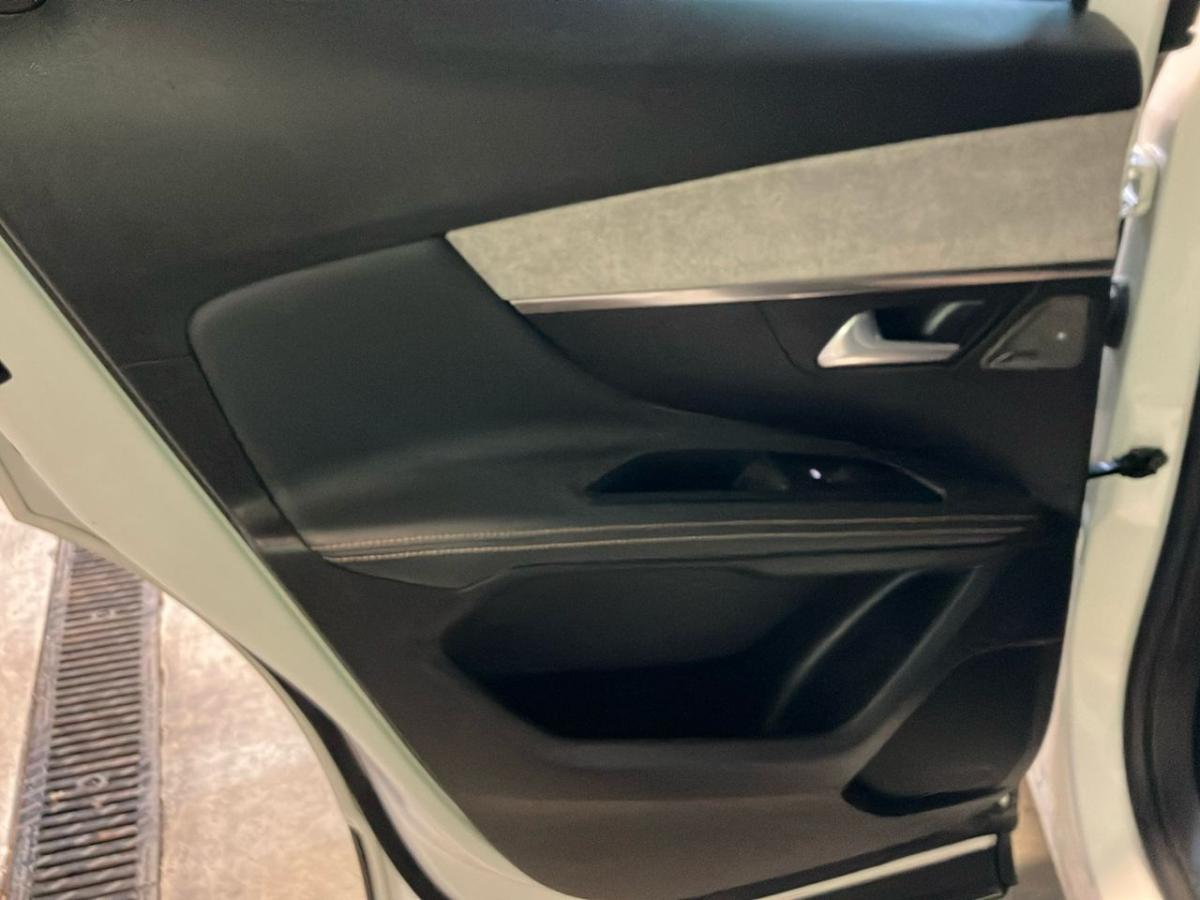 peugeot-3008-2021-hibrido-a-gasolina-1598cc
