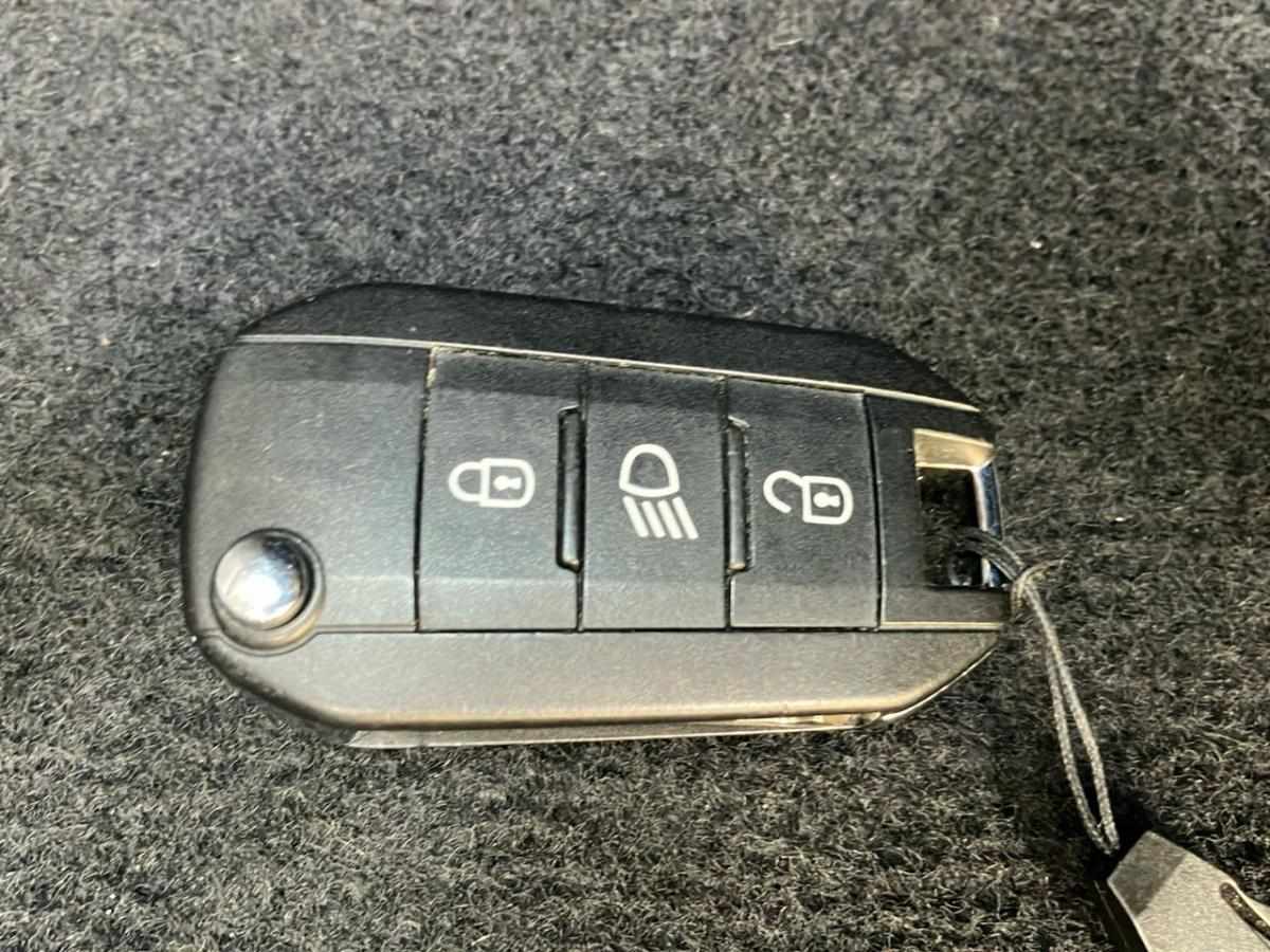 peugeot-5008-2019-gasolina-1199cc
