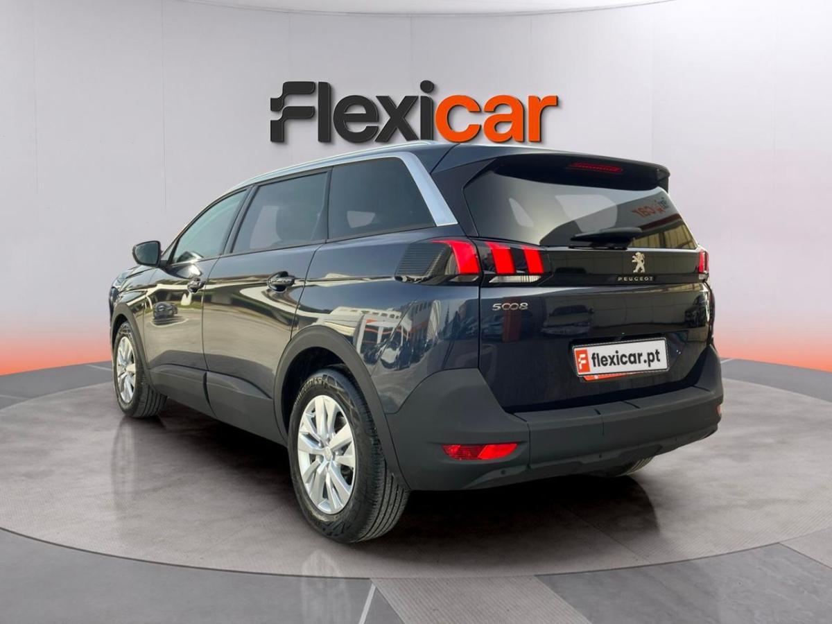 peugeot-5008-2019-gasolina-1199cc