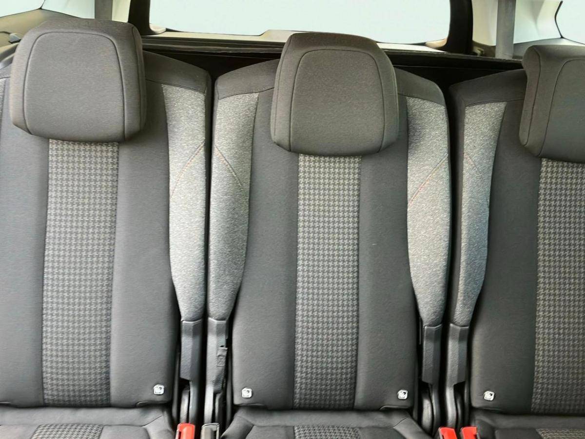peugeot-5008-2019-gasolina-1199cc