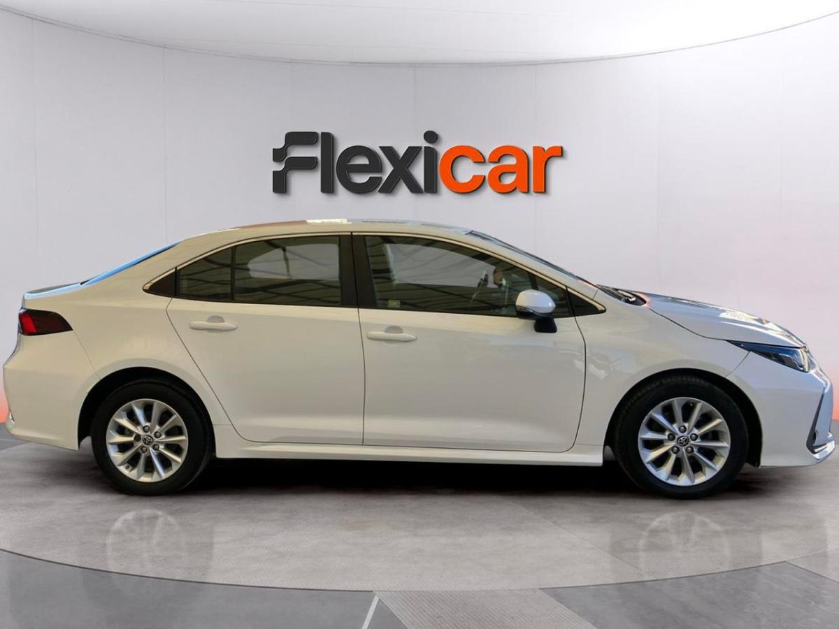 toyota-corolla-2022-gasolina-1490cc
