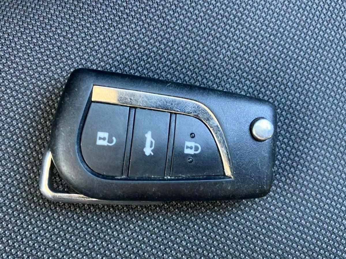 toyota-corolla-2022-gasolina-1490cc