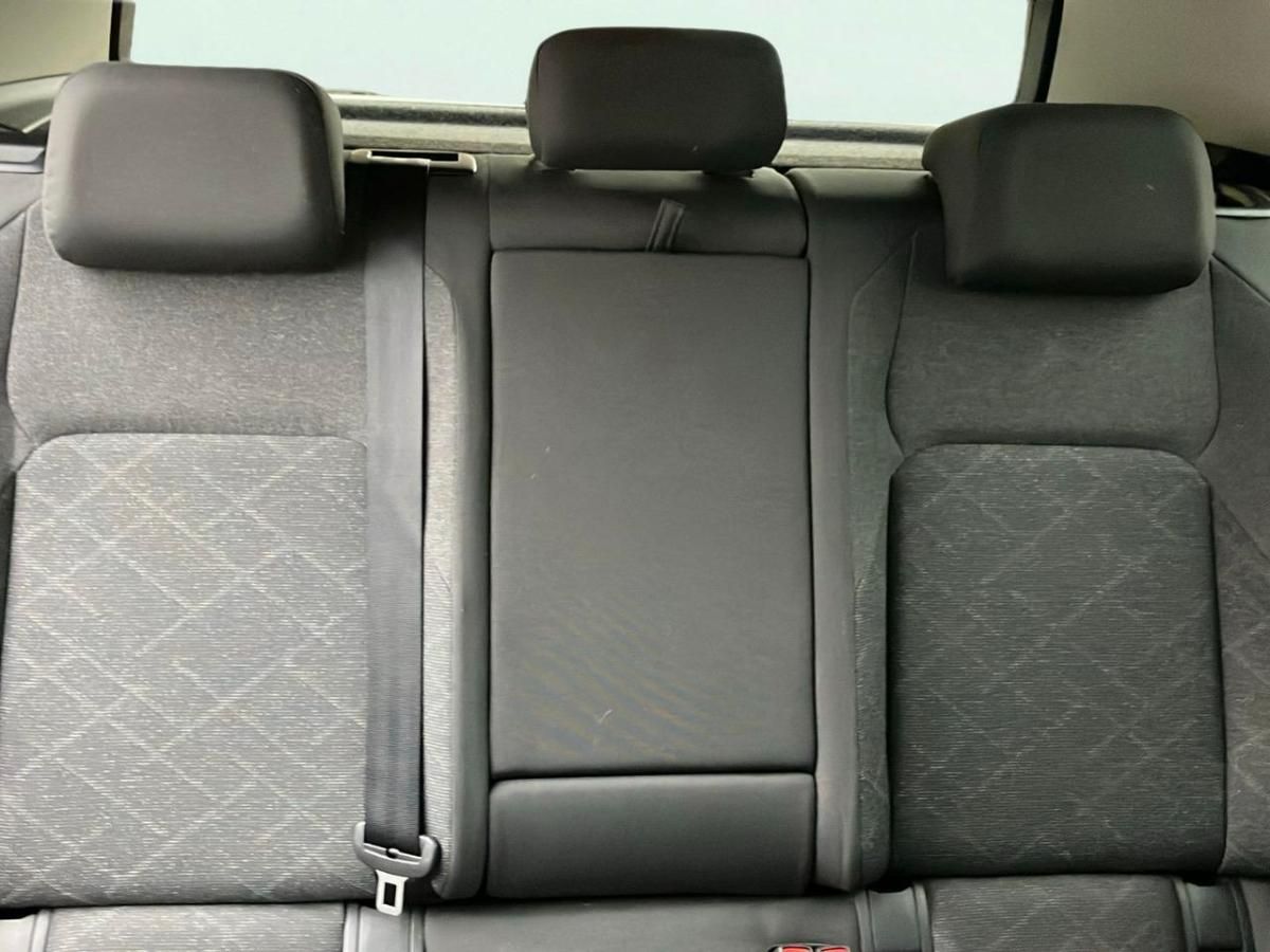 volkswagen-golf-2023-gasolina-999cc