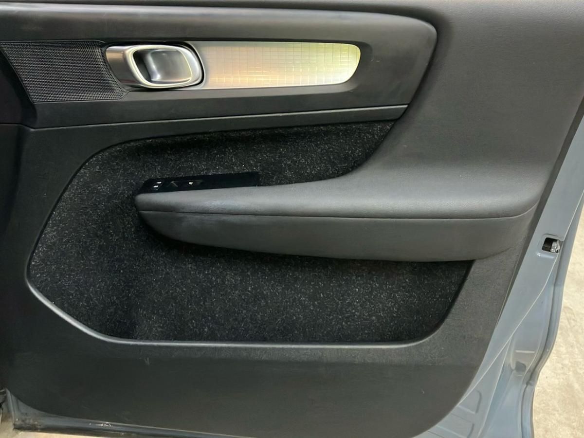 volvo-xc40-2020-hibrido-a-gasolina-1477cc