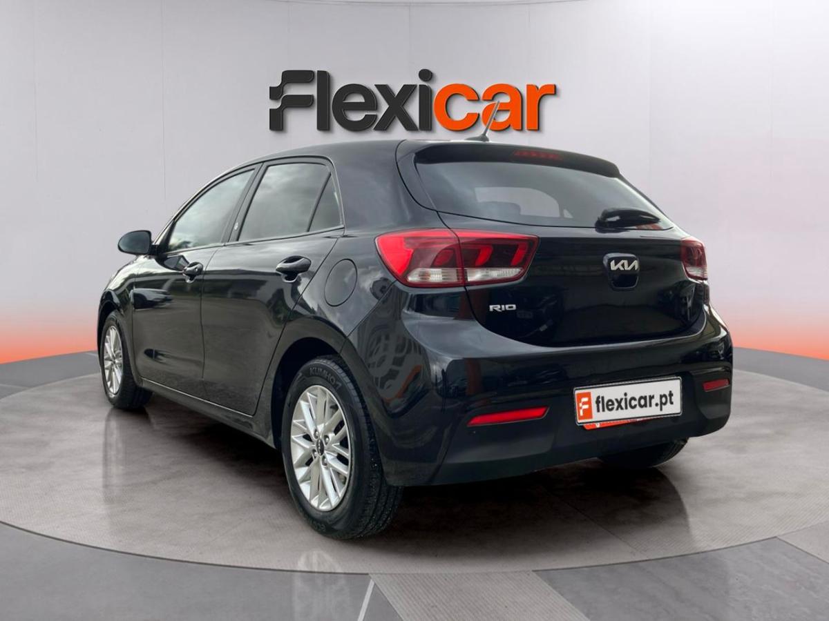 kia-rio-2022-gasolina-998cc