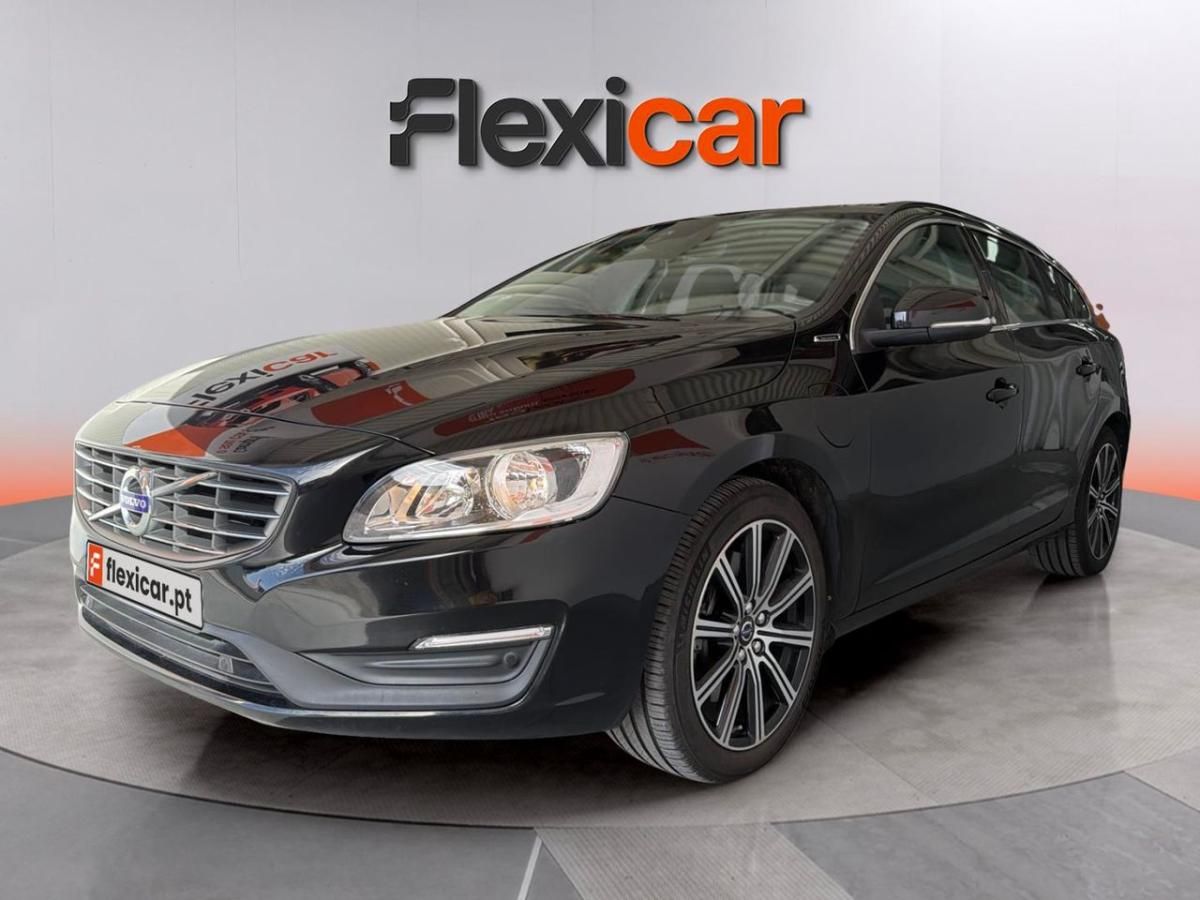 volvo-v60-2017-hibrido-a-diesel-2400cc