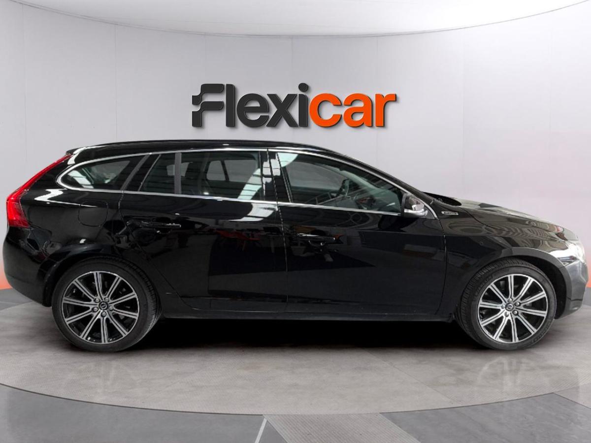 volvo-v60-2017-hibrido-a-diesel-2400cc