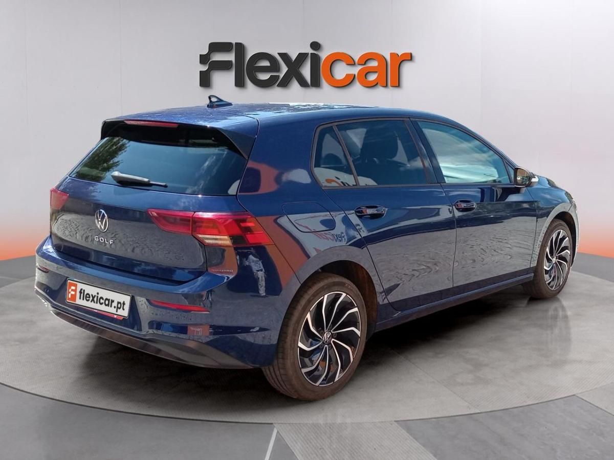 volkswagen-golf-2023-gasolina-999cc