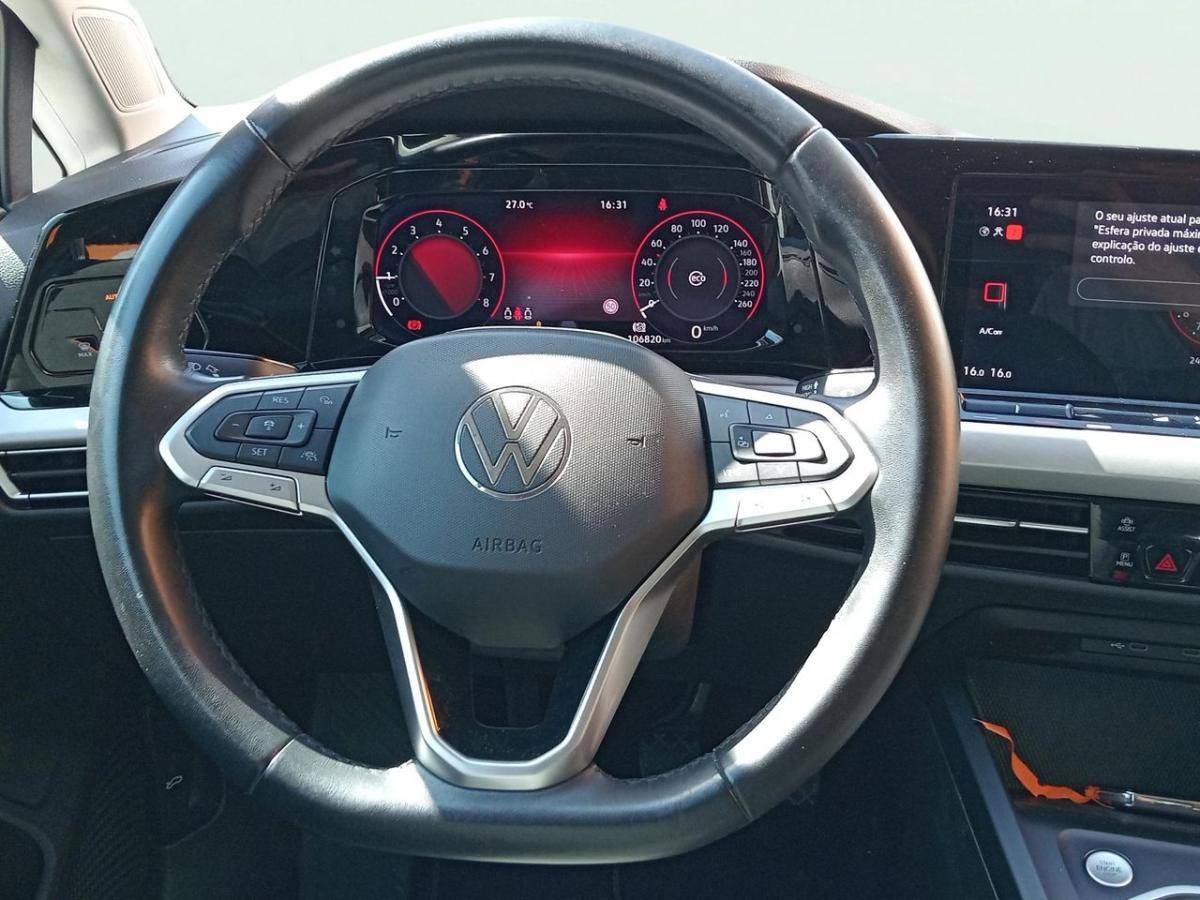 volkswagen-golf-2023-gasolina-999cc