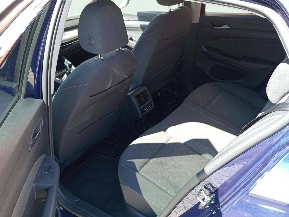 volkswagen-golf-2023-gasolina-999cc