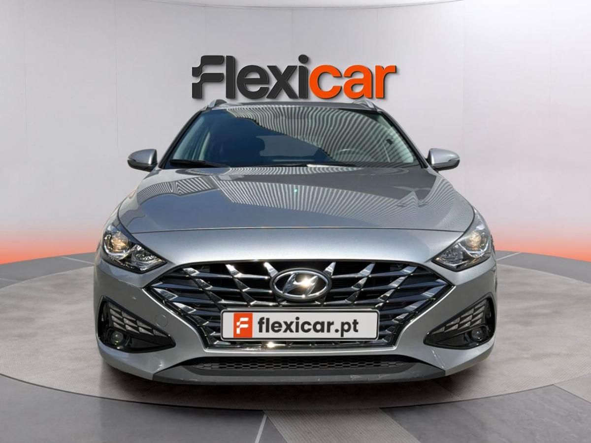 hyundai-i30-2023-gasolina-998cc