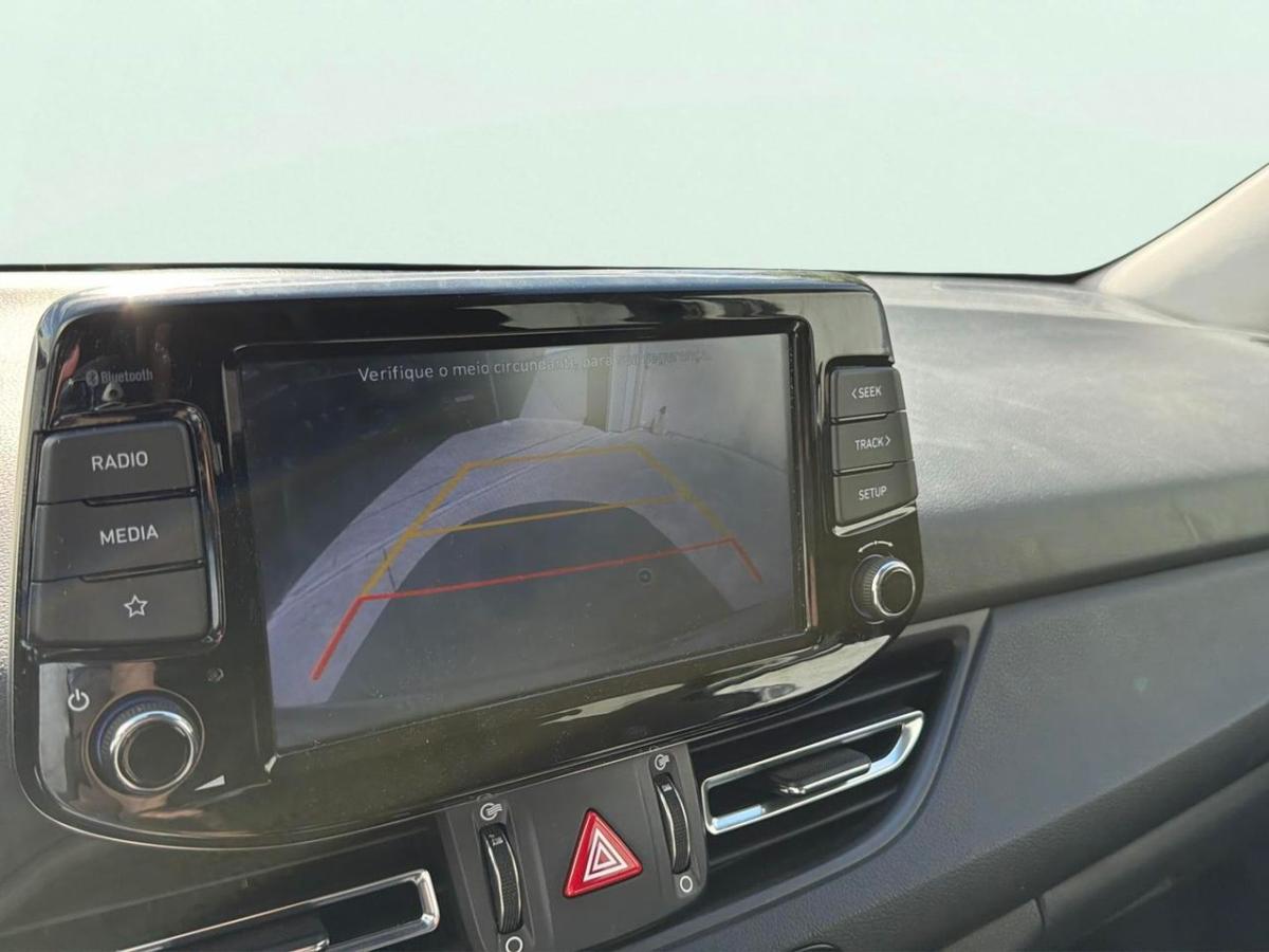 hyundai-i30-2023-gasolina-998cc