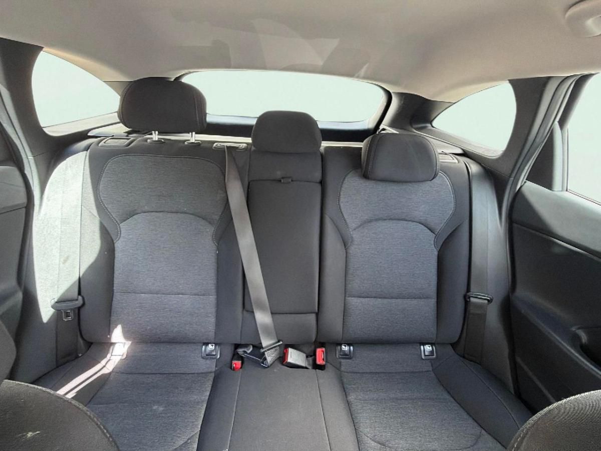 hyundai-i30-2023-gasolina-998cc