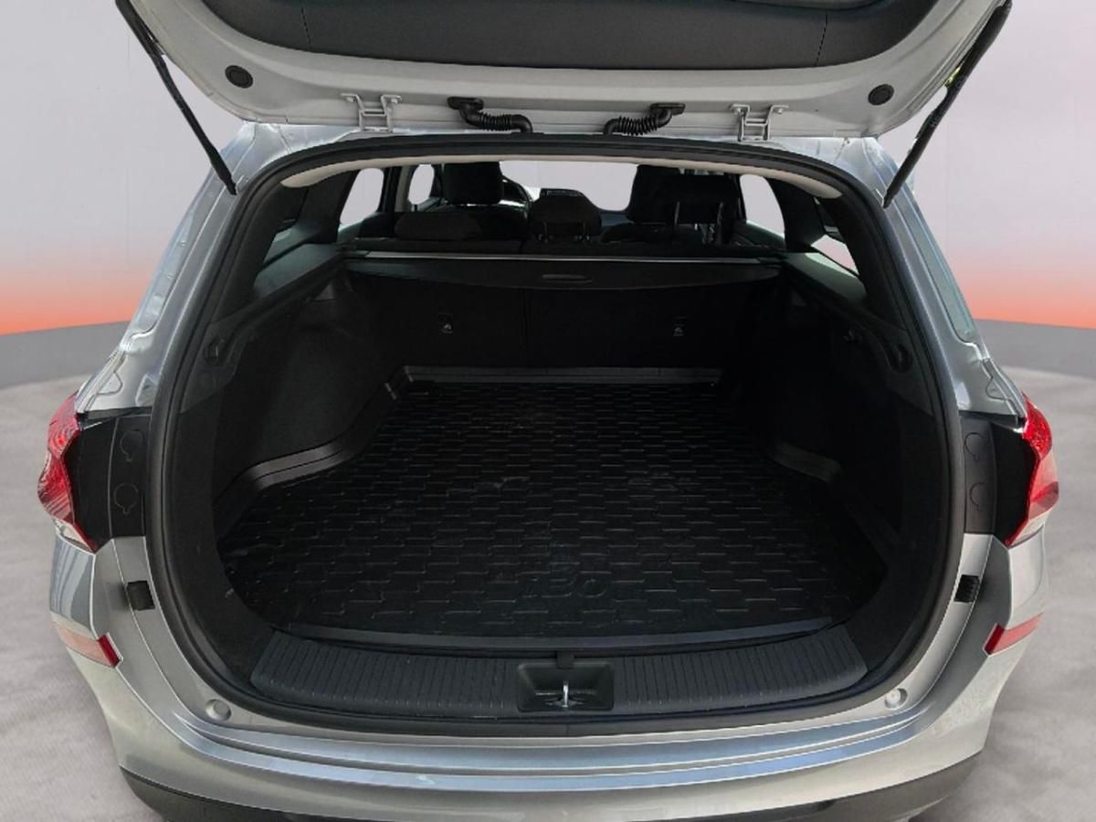 hyundai-i30-2023-gasolina-998cc