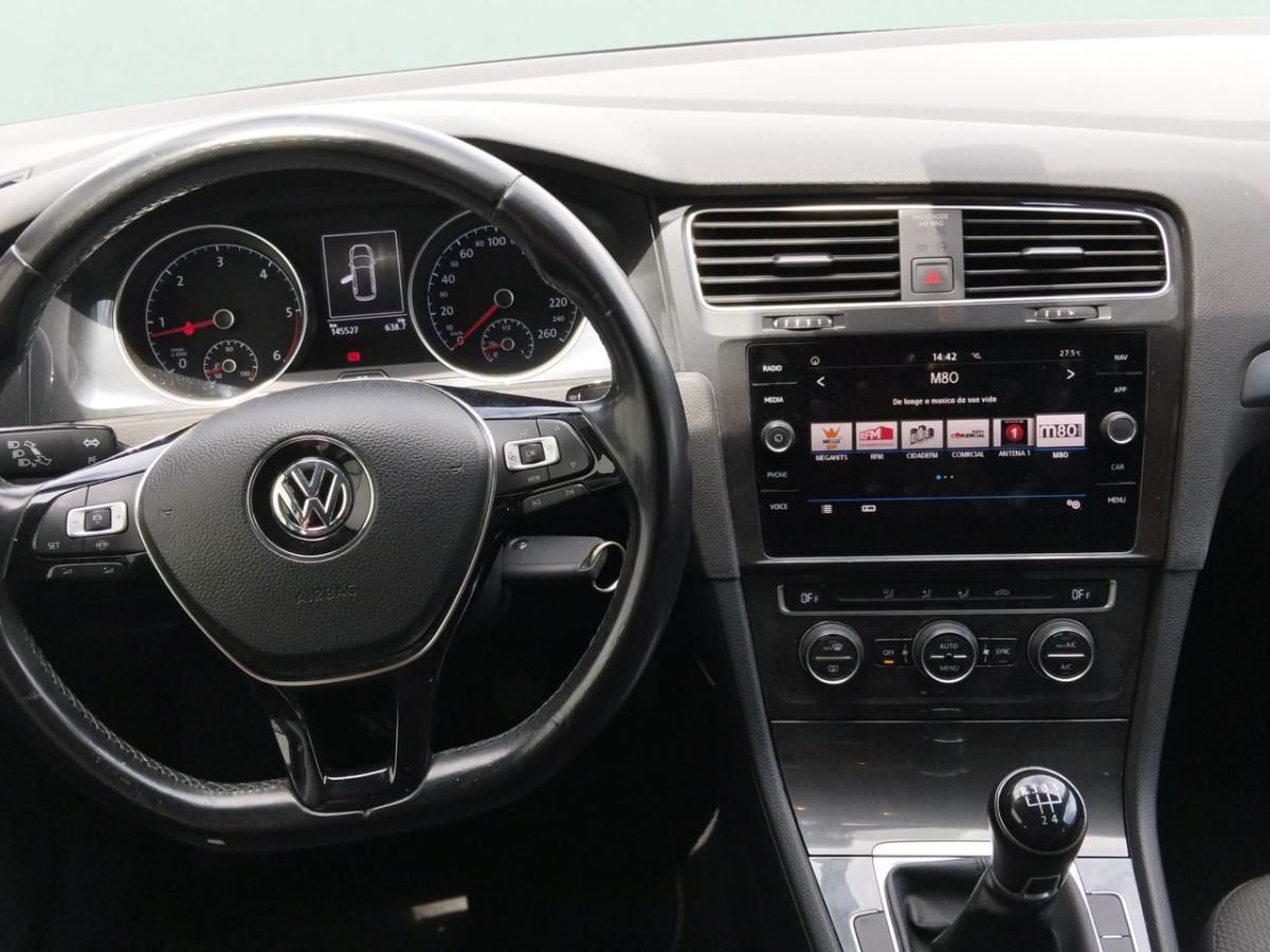 volkswagen-golf-variant-2019-diesel-1598cc