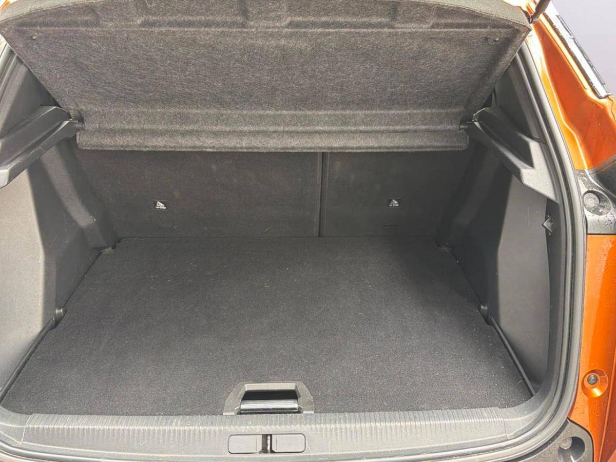peugeot-2008-2020-gasolina-1199cc