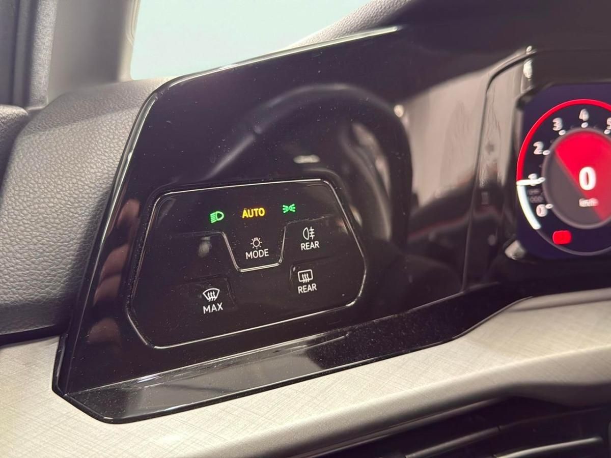 volkswagen-golf-2023-gasolina-999cc