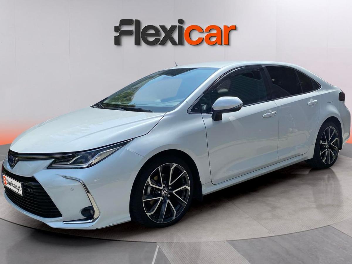 toyota-corolla-2022-hibrido-a-gasolina-1798cc