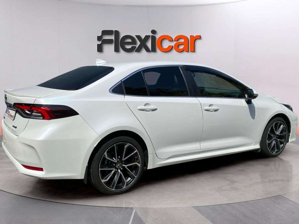 toyota-corolla-2022-hibrido-a-gasolina-1798cc
