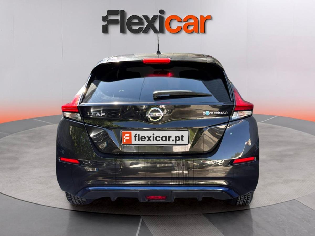 nissan-leaf-2020-eletrico-0cc