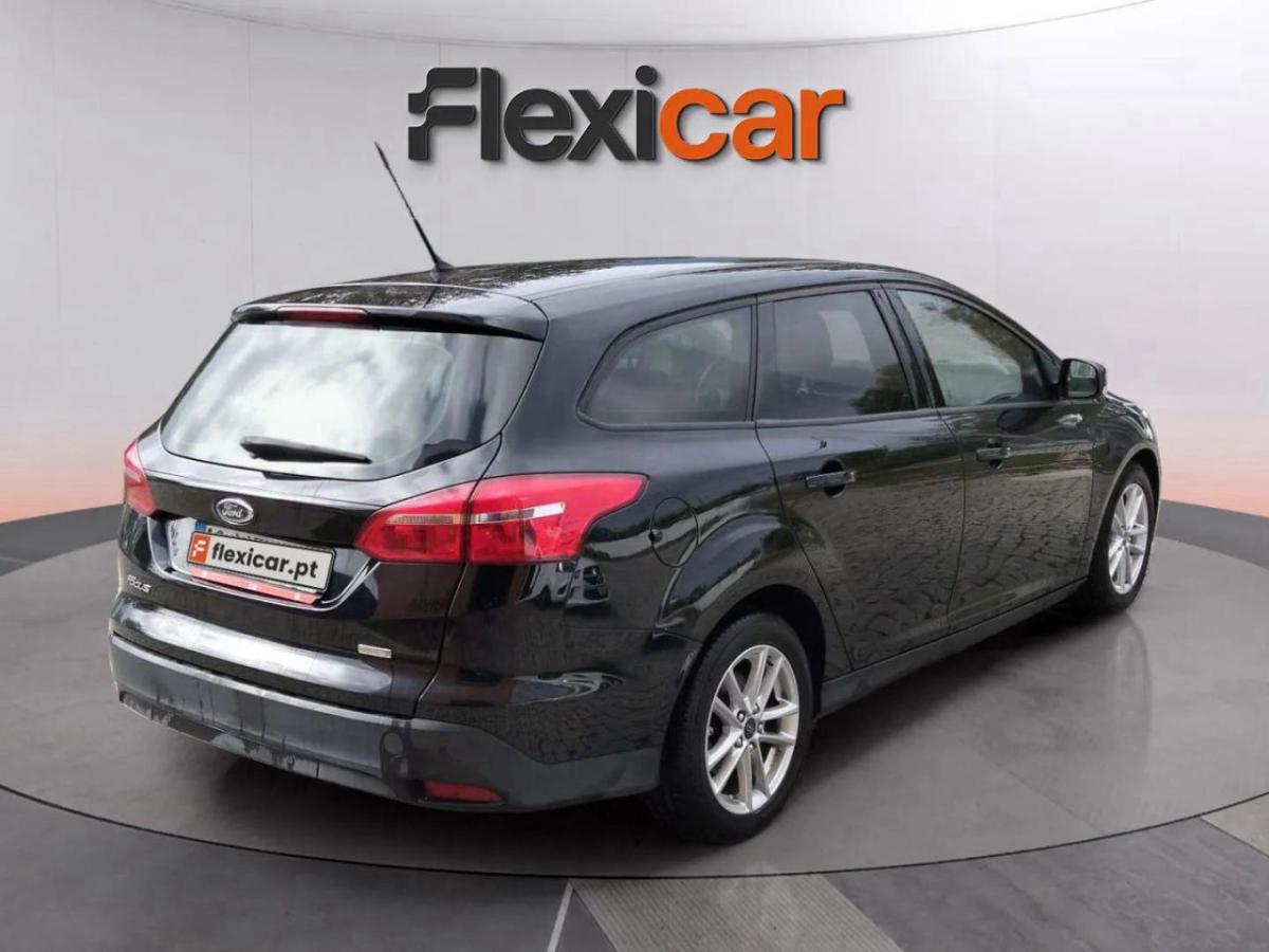 ford-focus-sw-2017-gasolina-998cc