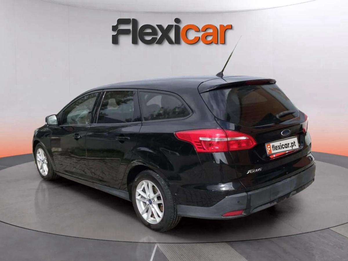ford-focus-sw-2017-gasolina-998cc