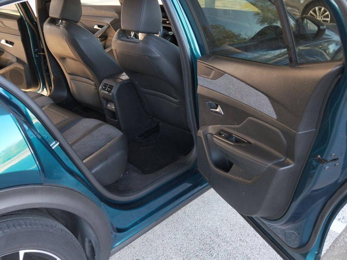 peugeot-408-2023-gasolina-1199cc