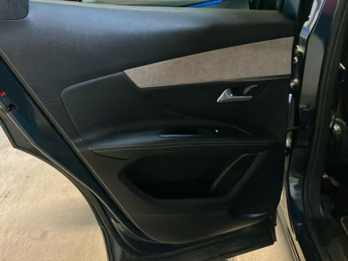 peugeot-3008-2021-hibrido-a-gasolina-1598cc