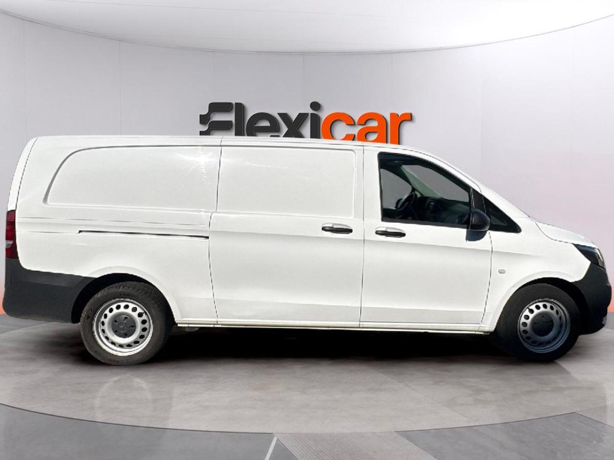 mercedes-benz-vito-2023-diesel-1950cc