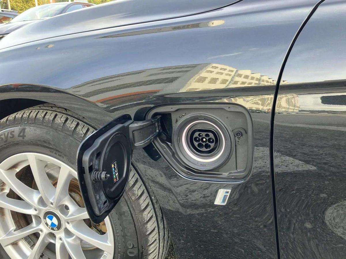 bmw-serie-3-2019-hibrido-a-gasolina-1998cc