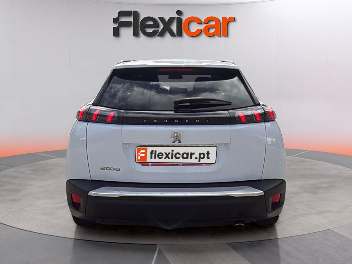 peugeot-2008-2022-diesel-1499cc