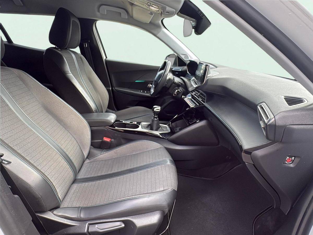 peugeot-2008-2022-diesel-1499cc