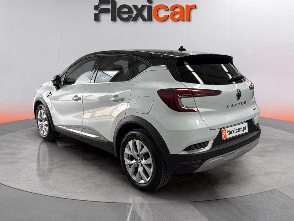 renault-captur-2022-hibrido-a-gasolina-1598cc