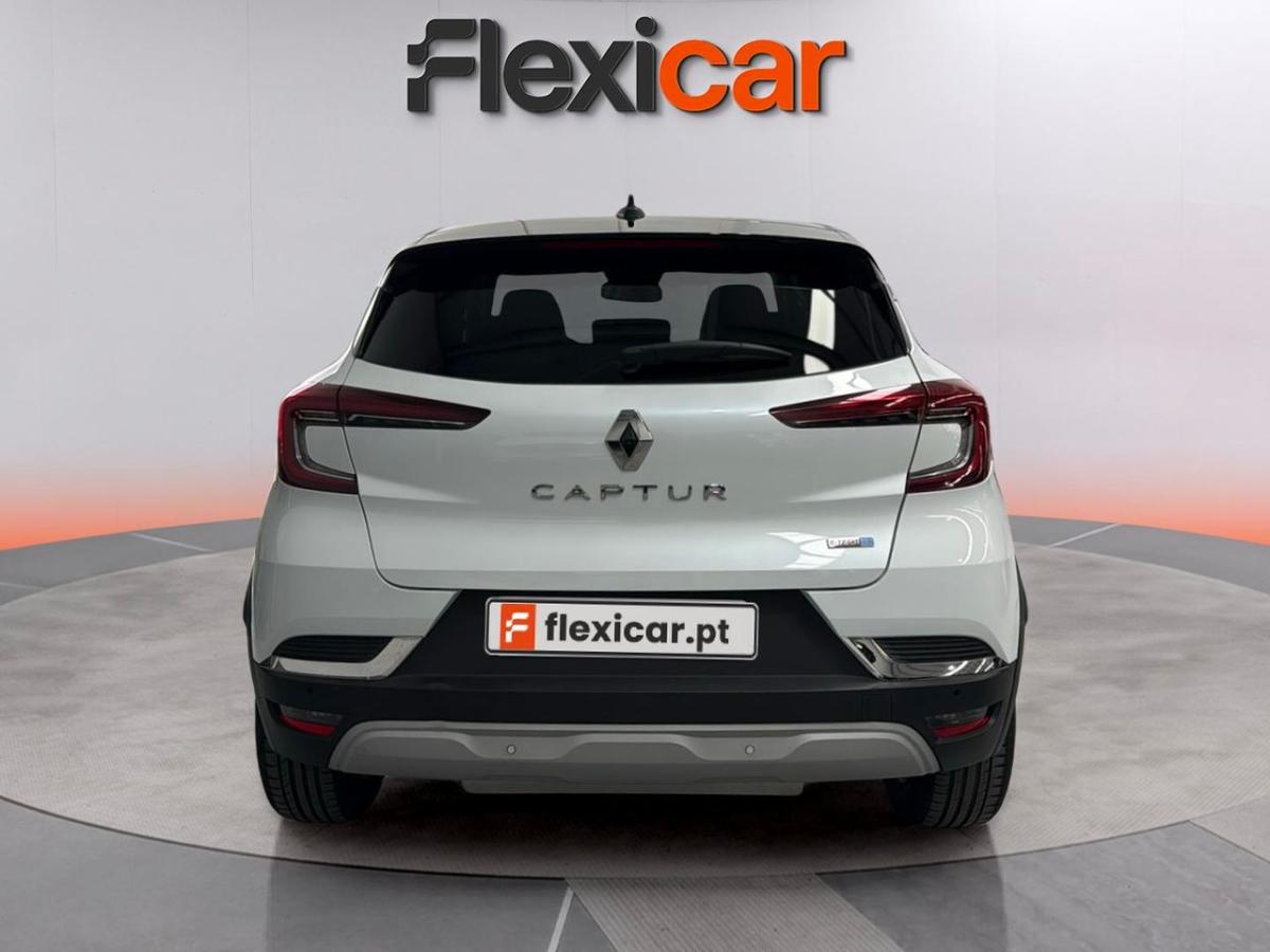 renault-captur-2022-hibrido-a-gasolina-1598cc