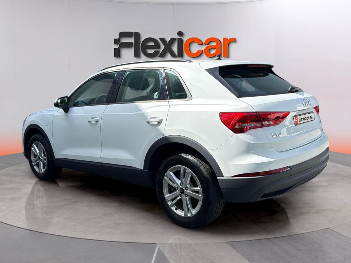 audi-q3-2022-hibrido-a-gasolina-1395cc