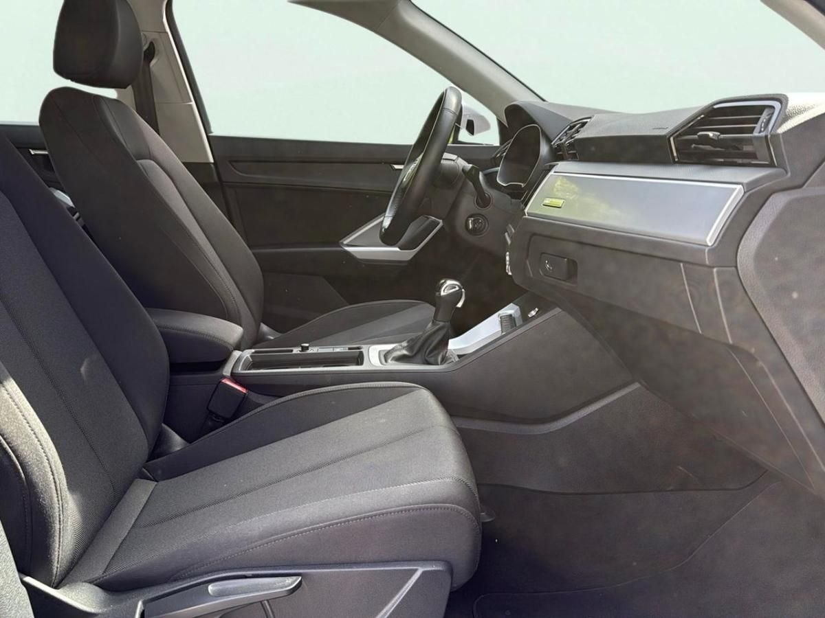 audi-q3-2022-hibrido-a-gasolina-1395cc