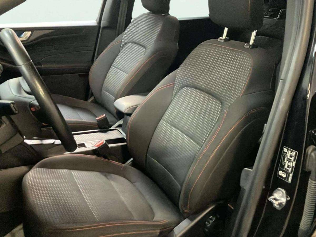 ford-kuga-2022-diesel-1499cc