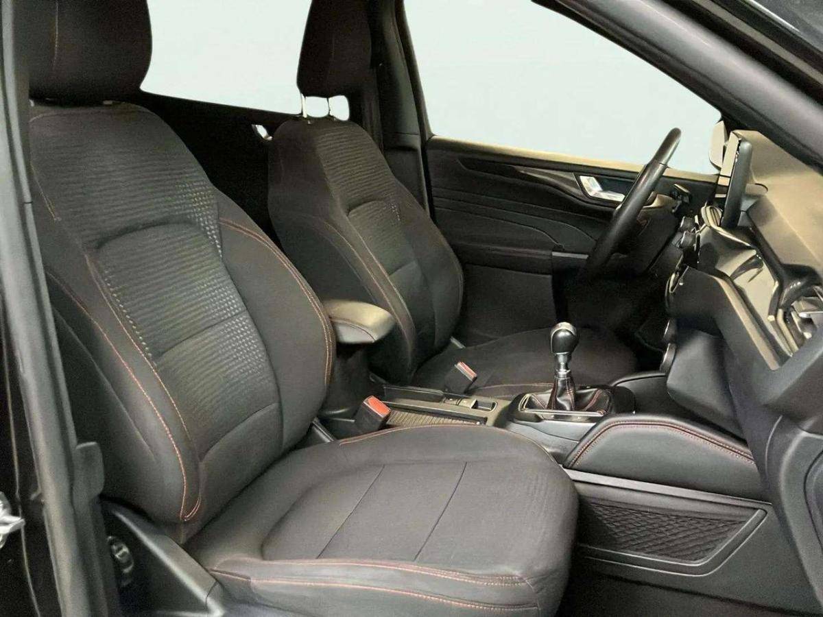 ford-kuga-2022-diesel-1499cc