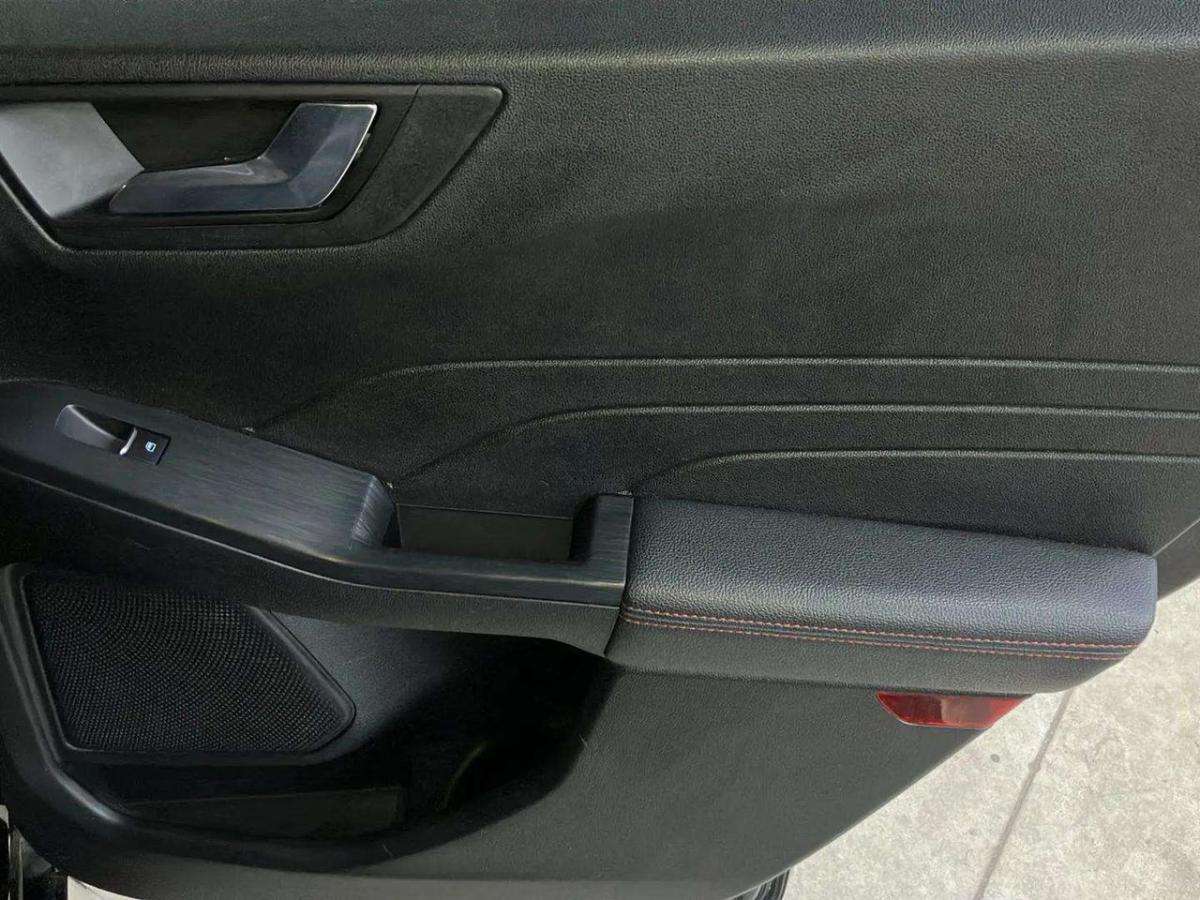 ford-kuga-2022-diesel-1499cc