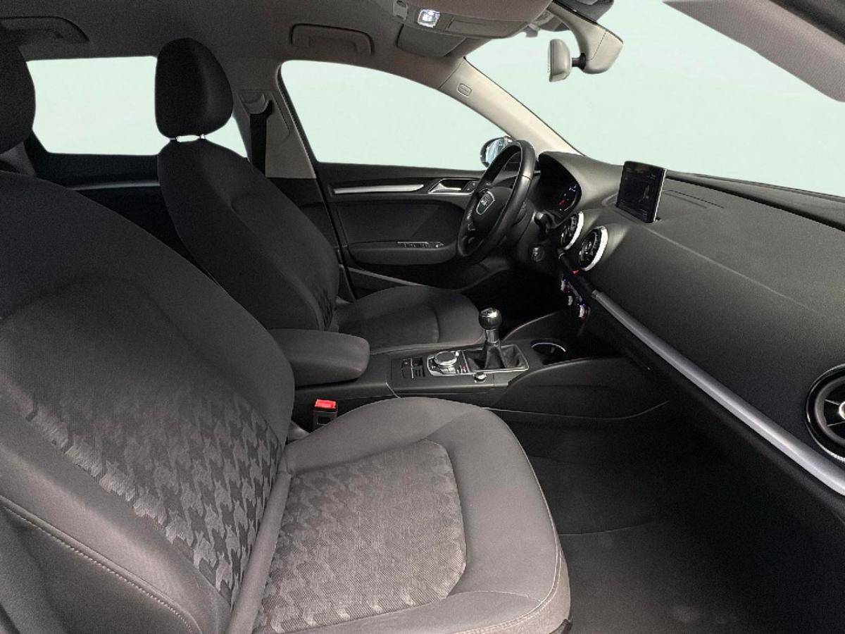 audi-a3-sportback-2016-diesel-1598cc