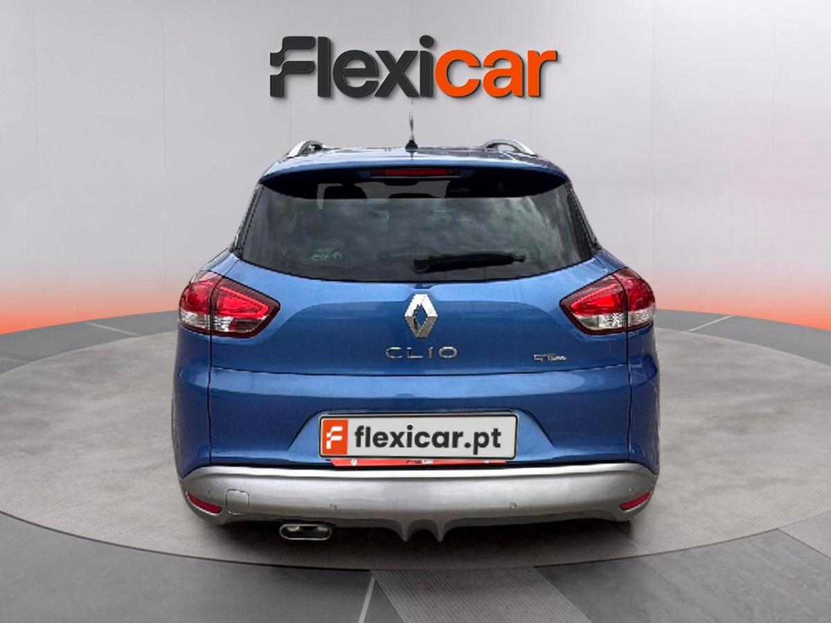 renault-clio-sport-tourer-2015-diesel-1461cc