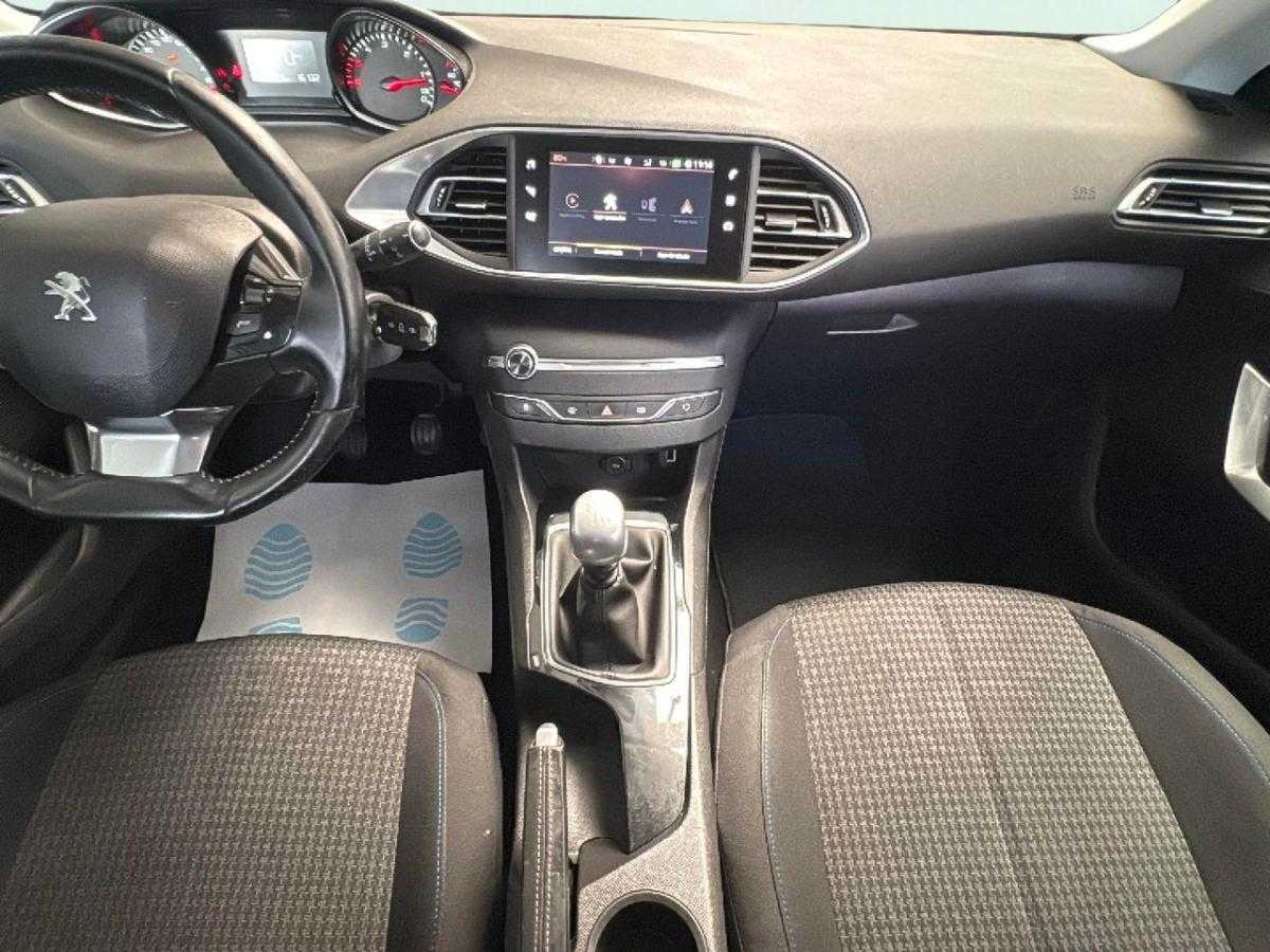 peugeot-308-sw-2018-diesel-1499cc