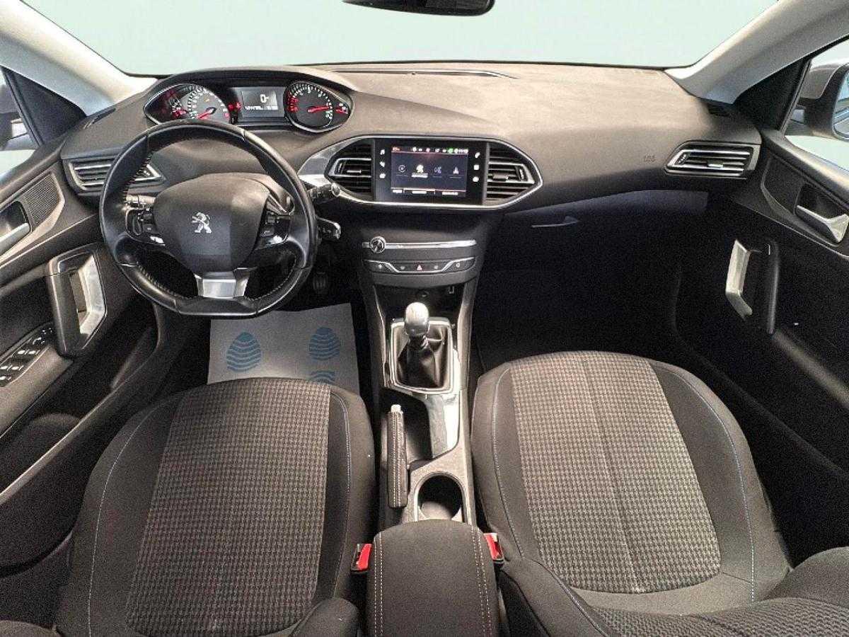 peugeot-308-sw-2018-diesel-1499cc