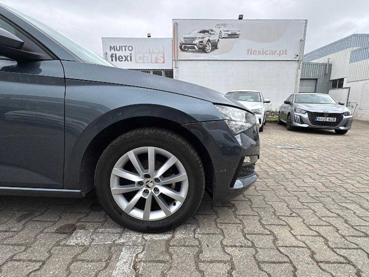 skoda-scala-2021-gasolina-999cc