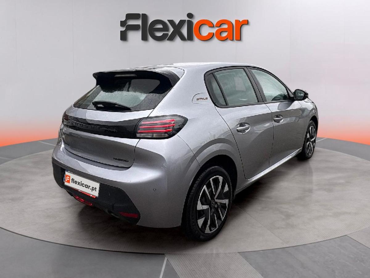 peugeot-208-2025-hibrido-a-gasolina-1199cc