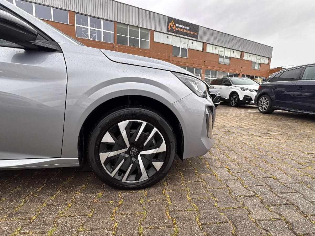 peugeot-208-2025-hibrido-a-gasolina-1199cc