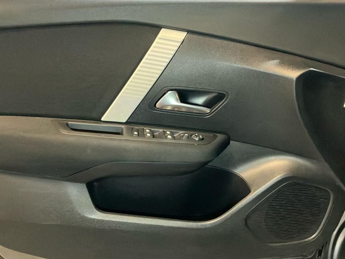 citroen-c4-2025-eletrico-0cc